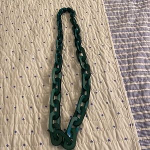 Emerald green link necklace